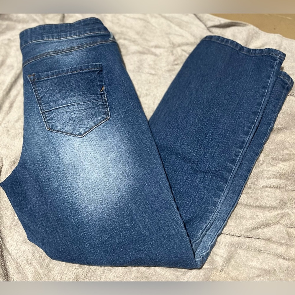 Signature studio size 10